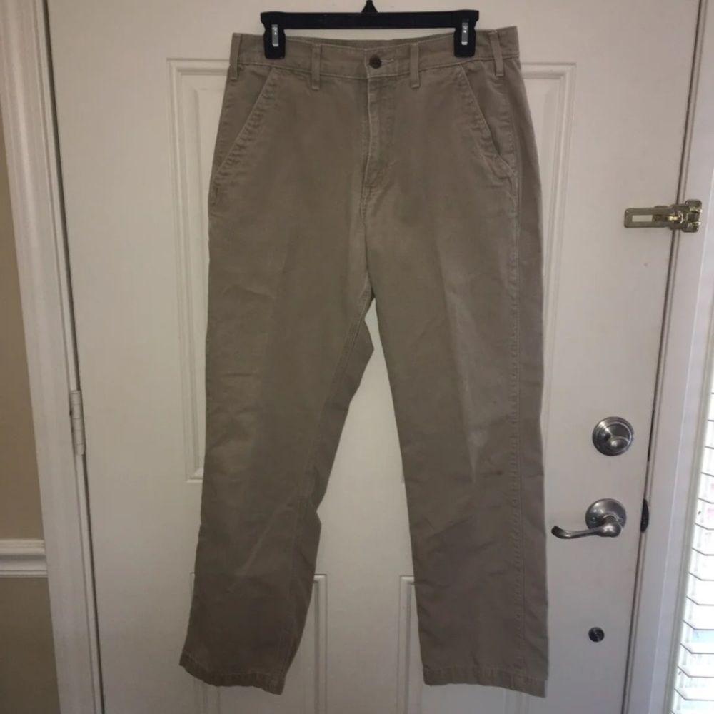 Carhartt pants size 32x32
Tan color